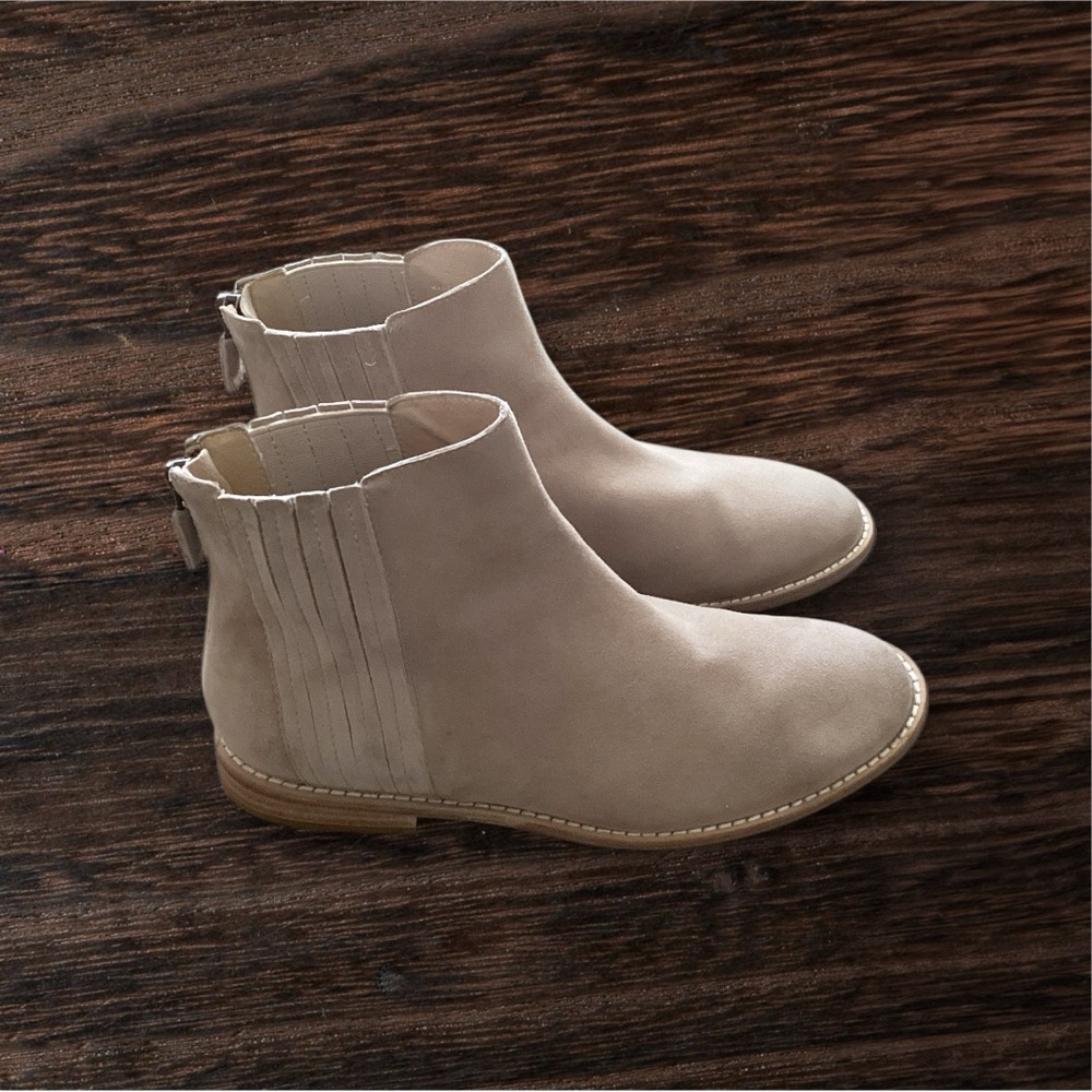 Eileen Fisher Taupe Ankle Booties